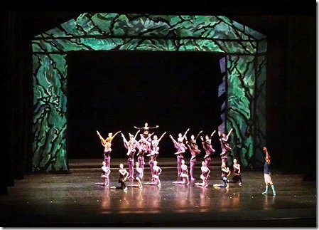 репетиция балета Каменный цветок